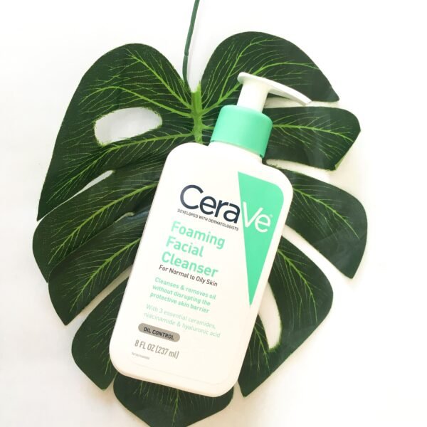 CeraVe Foaming Facial Cleanser, 237 ml - Image 1
